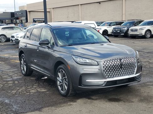 Certified 2024 Lincoln Corsair AWD w/ Equipment Group 101A image 1