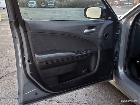 Used 2023 Dodge Charger SXT w/ Blacktop Package image 23