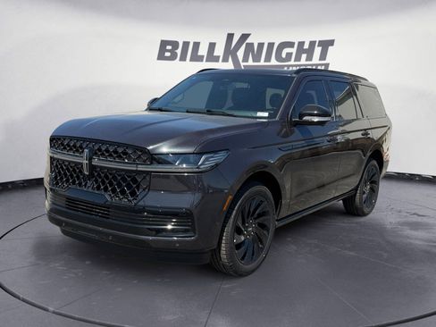 New 2026 Lincoln Navigator Reserve AWD/4WD image 1