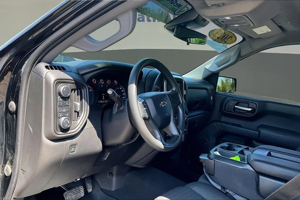 Used 2023 Chevrolet Silverado 1500 Custom Trail Boss w/ LPO, Dark Essentials Package AWD/4WD image 19