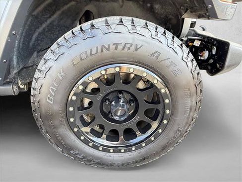 Used 2018 Jeep Wrangler Unlimited Sport S AWD/4WD image 18