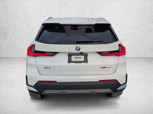 Used 2023 BMW X1 xDrive28i image 6