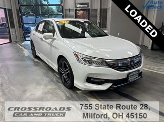 Used 2017 Honda Accord Touring image 1