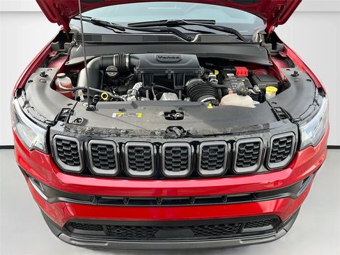 Used 2025 Jeep Compass Latitude w/ Altitude Special Edition image 30