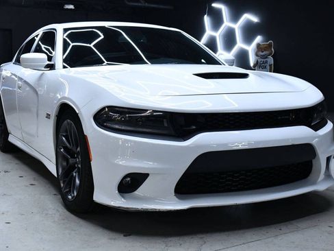 Used 2022 Dodge Charger Scat Pack RWD image 12
