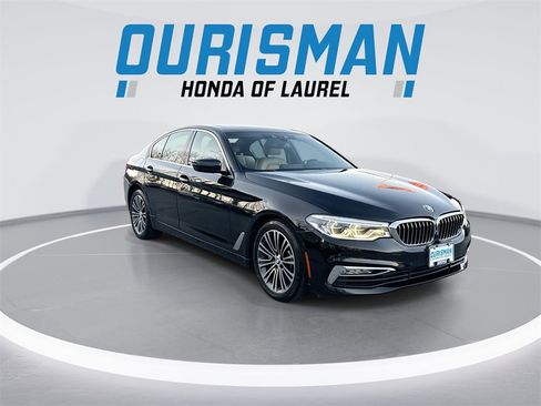 Used 2017 BMW 540i xDrive image 2