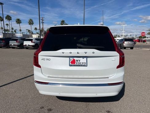 Used 2023 Volvo XC90 T8 Plus w/ Protection Package Premier image 4