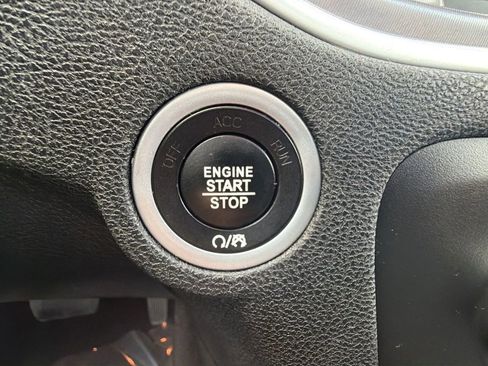 Used 2021 Dodge Charger SXT w/ Leather Interior Group image 20