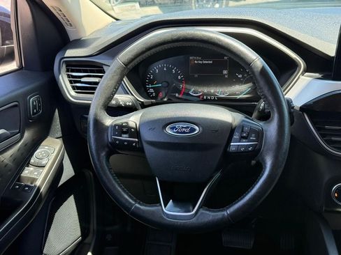 Used 2020 Ford Escape SEL FWD image 13