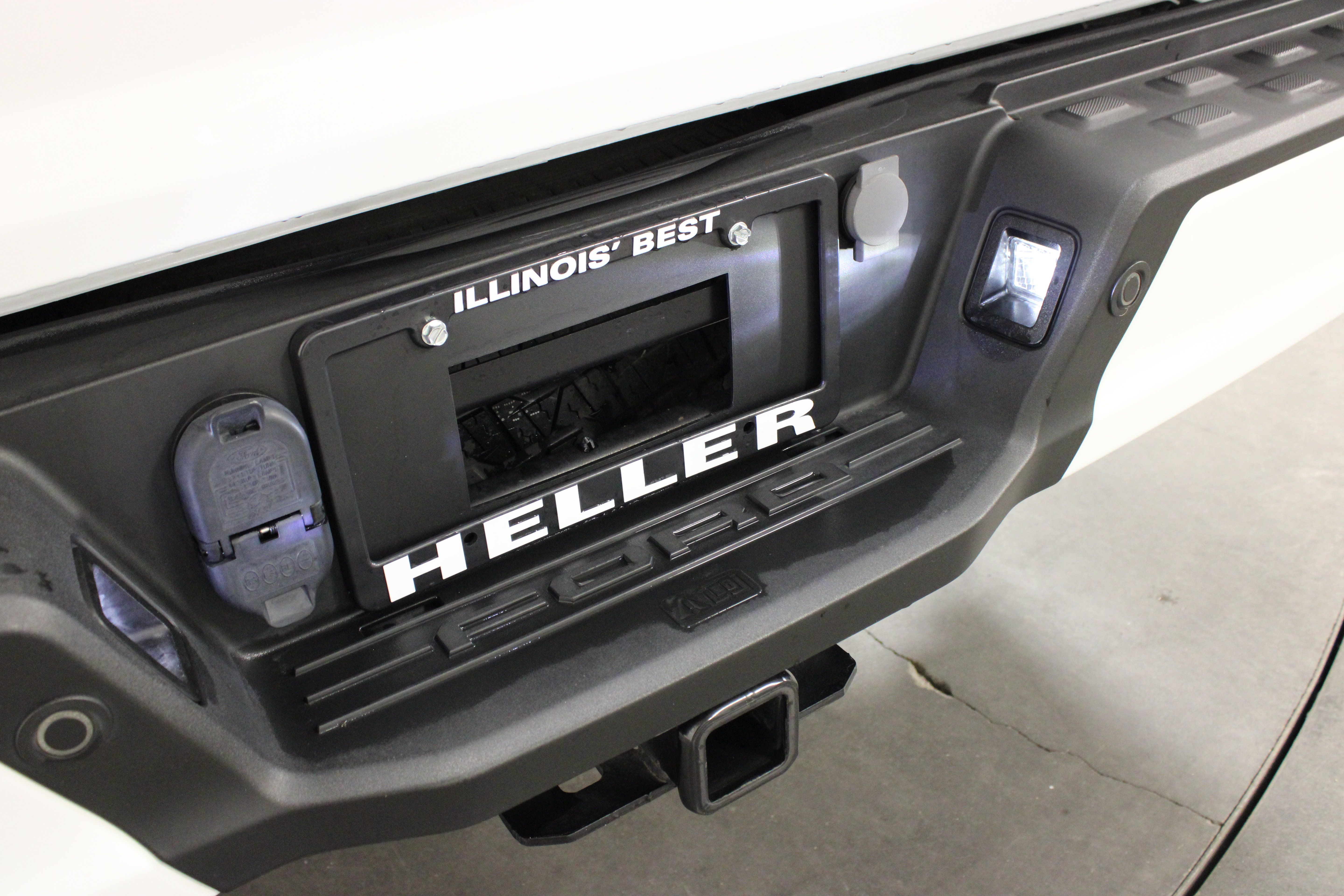 Used 2024 Ford F150 Lightning XLT AWD/4WD image 12