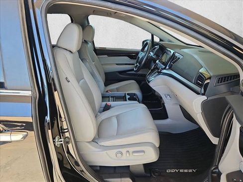 Used 2021 Honda Odyssey Touring image 24