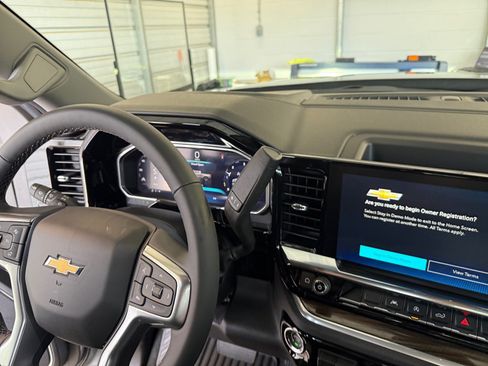 New 2026 Chevrolet Silverado 1500 LT AWD/4WD image 21