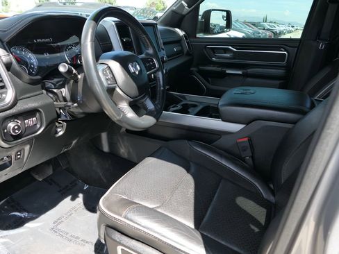 Used 2022 RAM 1500 Laramie w/ Sport Appearance Package image 11