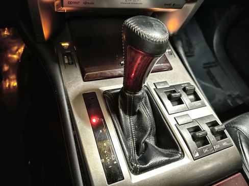 Used 2016 Lexus GX 460 Luxury w/ Preferred Accessory Package AWD/4WD image 22