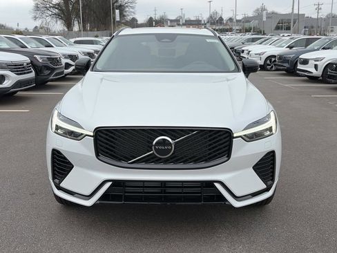 New 2026 Volvo XC60 T8 Core w/ Climate Package image 2