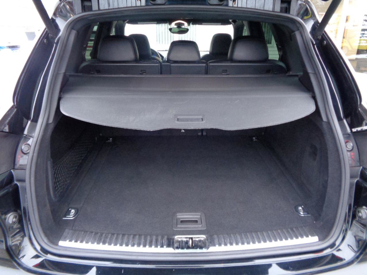 Used 2016 Porsche Cayenne AWD/4WD image 36