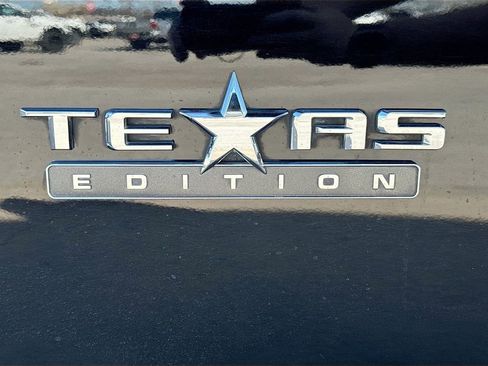 Used 2020 Chevrolet Silverado 2500 LTZ w/ LTZ Texas Edition image 36