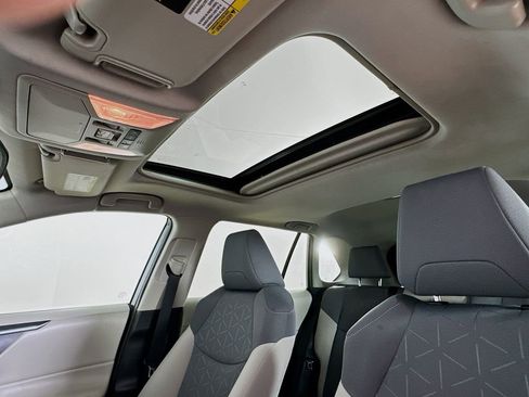 Certified 2021 Toyota RAV4 XLE w/ Convenience Package image 21