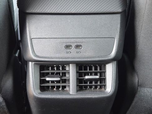 Certified 2025 Chevrolet Equinox LT w/ Safety and Technology Package FWD image 18