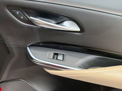 Used 2024 Cadillac XT4 Luxury w/ Cold Weather Package FWD image 40