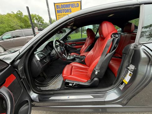 Used 2016 BMW M4 Convertible RWD image 11