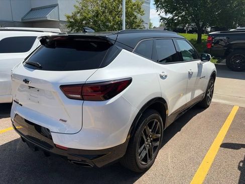 Used 2024 Chevrolet Blazer RS w/ Driver Confidence II Package AWD/4WD image 4