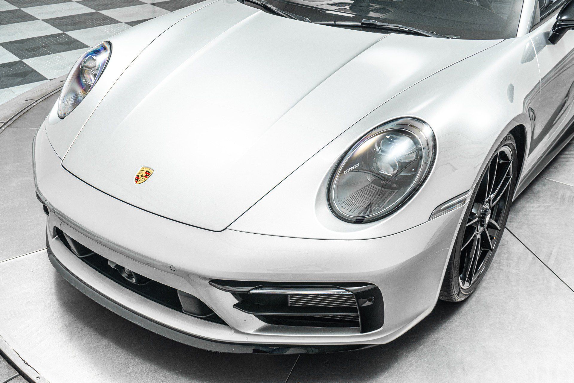 Used 2022 Porsche 911 Targa 4 GTS AWD/4WD image 37