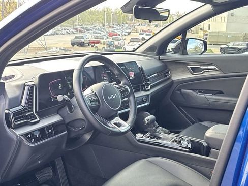 Used 2025 Kia Sportage X-Line w/ Premium Package image 11
