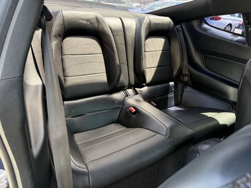Used 2019 Ford Mustang GT Premium RWD image 19