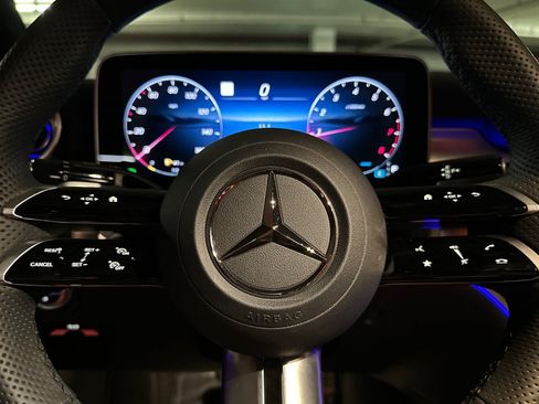 New 2026 Mercedes-Benz CLE 450 4MATIC Coupe image 21