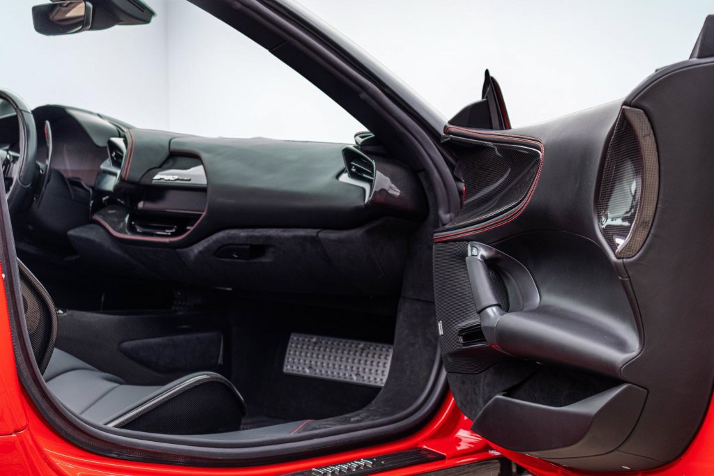 Certified 2022 Ferrari SF90 Spider AWD/4WD image 50