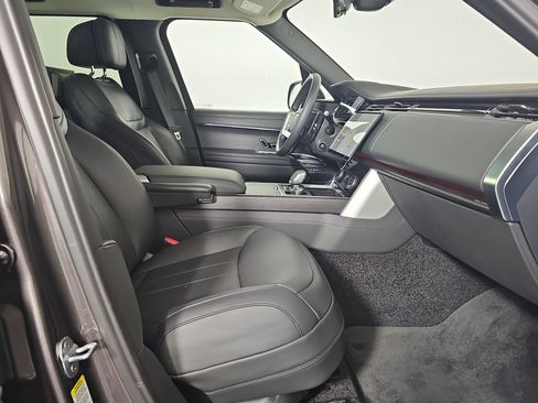Used 2023 Land Rover Range Rover First Edition image 20