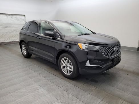 Used 2024 Ford Edge SEL image 13