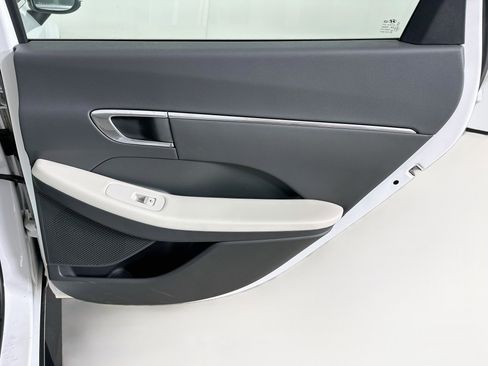Used 2023 Hyundai Sonata SEL FWD image 29