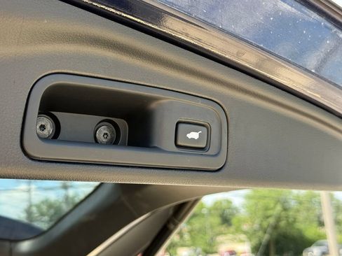 Used 2018 Honda Pilot Elite image 27