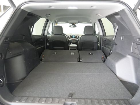 Used 2018 Chevrolet Equinox Premier AWD/4WD image 29