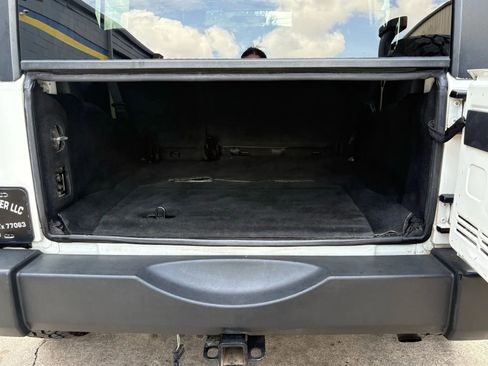 Used 2007 Jeep Wrangler Unlimited X image 9