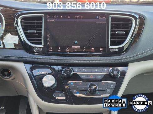 Used 2023 Chrysler Pacifica Limited image 17