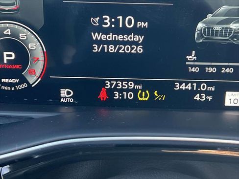 Used 2022 Audi Q8 Prestige image 28