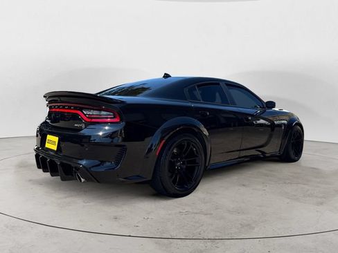 Used 2022 Dodge Charger SRT Hellcat w/ Harman/Kardon Audio Group RWD image 5