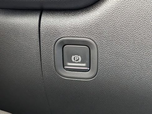 New 2026 Chevrolet Silverado 1500 Custom Trail Boss w/ LPO, Dark Essentials Package image 24