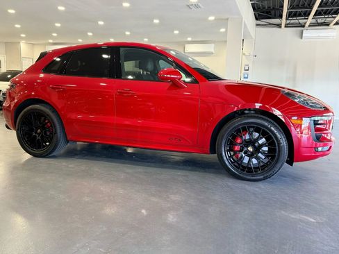 Used 2017 Porsche Macan GTS w/ Premium Package Plus image 9