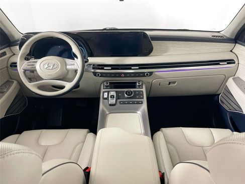 Used 2024 Hyundai Palisade Calligraphy image 32