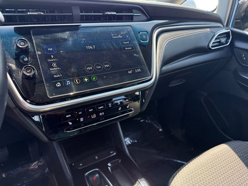 Used 2022 Chevrolet Bolt LT FWD image 12
