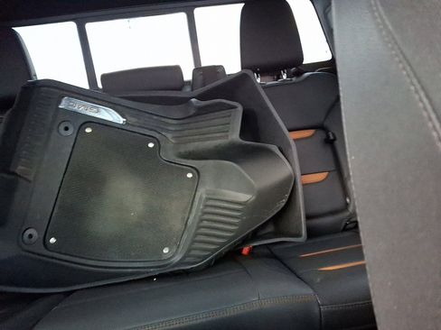 Certified 2023 GMC Sierra 1500 AT4 w/ Technology Package image 20