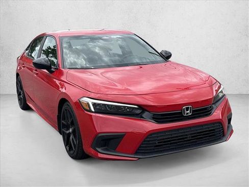 Used 2023 Honda Civic Sport image 3