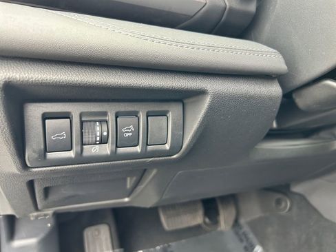 Used 2023 Subaru Outback Limited AWD/4WD image 20