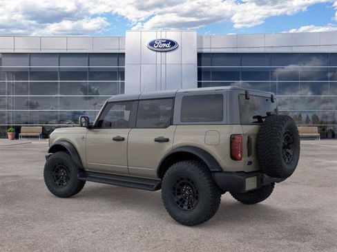 New 2026 Ford Bronco Outer Banks w/ Sasquatch Package AWD/4WD image 4