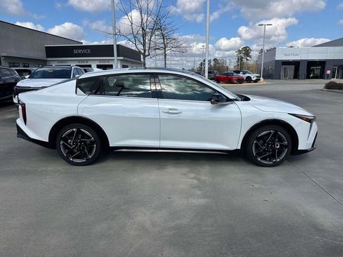 New 2026 Kia K4 GT-Line image 9