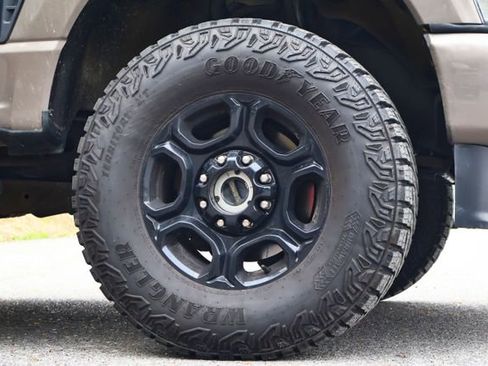 Used 2023 Ford F250 XL w/ STX Appearance Package AWD/4WD image 11